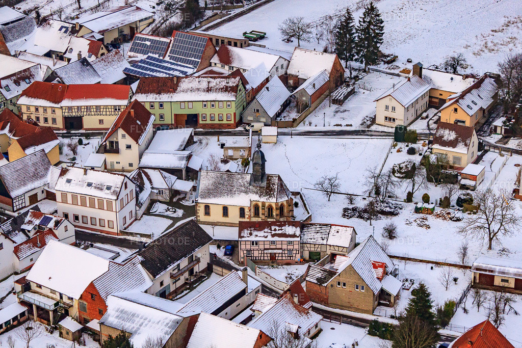 Luftbild: Kirche St. Anna bei Schnee in Dierbach im Bundesland Rheinland-Pfalz in Deutschland. Foto: IMG_23679.jpg vom 16.01.2010 durch Werner Riehm/FLY-FOTO.de
