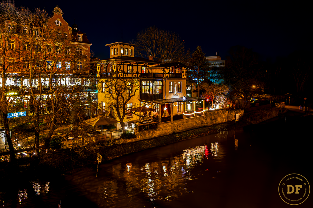 Villa Marie im mystischen Mondlicht bei Hochwasser | Villa Marie am Blauen Wunder im mystischen Mondlicht - 6353 - im  Hochwasser - Wasserzeichen ist nach Kauf entfernt - kleines Signum bleibt. Kann optional bei Großauftrag entfernt werden.