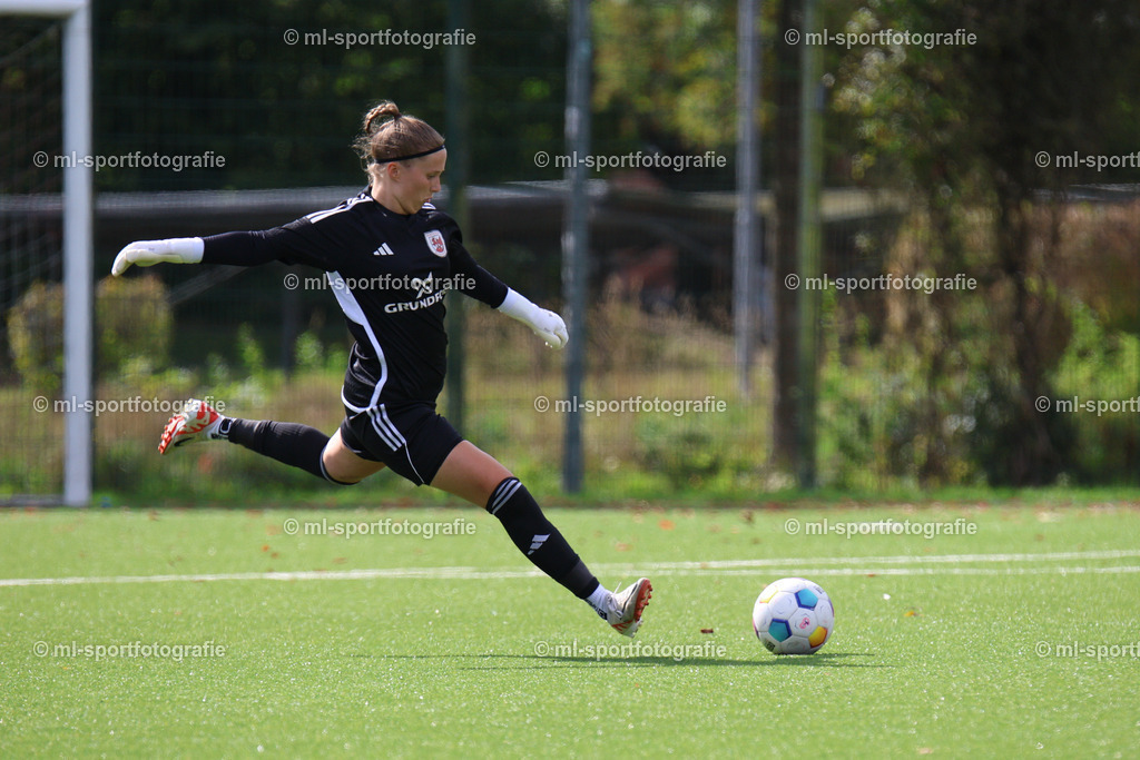 Fußball I Frauen I Saison 2025/2026 I Oberliga Schleswig-Holstein I 2. Spieltag I SV Wahlstedt - SV Frisia 03 Risum-Lindholm | ml-sportfotografie - Realisiert mit Pictrs.com