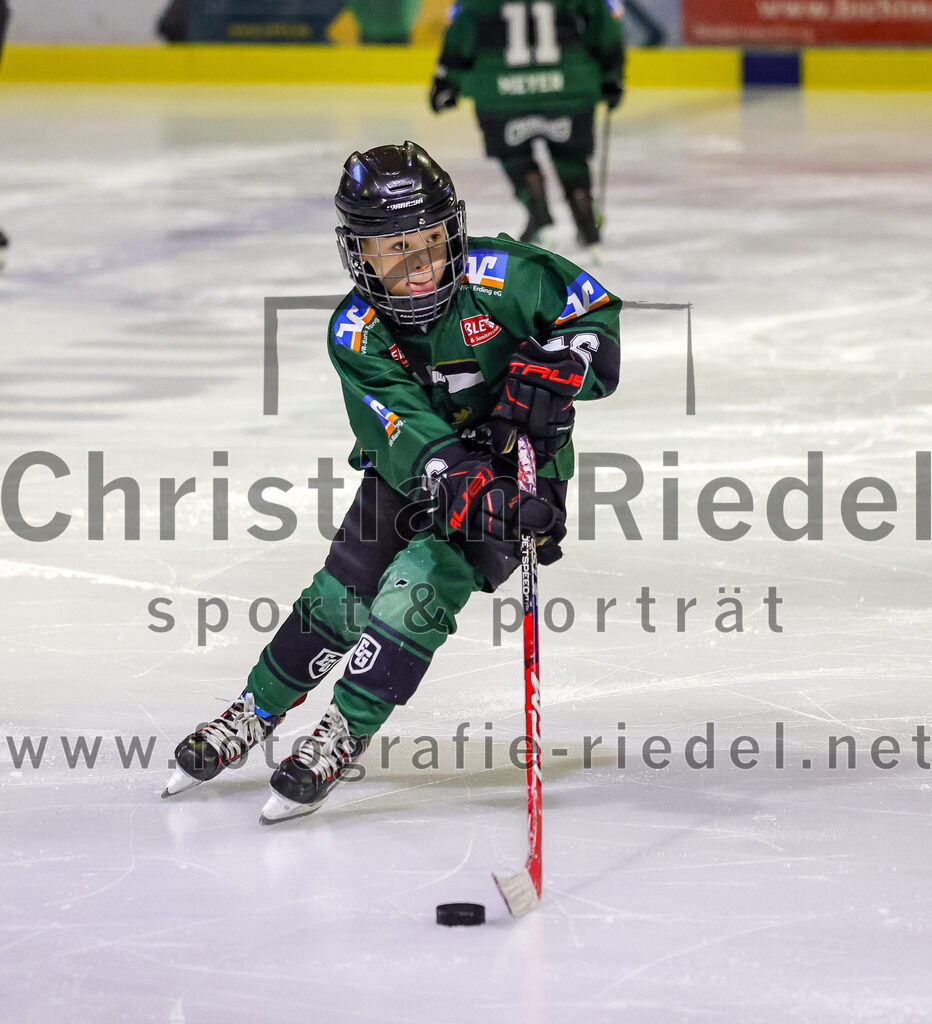 2025-12-14_096_TSV_Erding_gegen_ECDC_Memmingen_Indians | Erding, Deutschland, 14.12.2025:Eishockey, Oberliga Süd 2025 / 2026, 26. Spieltag, TSV Erding gegen ECDC Memmingen Indians, Endergebnis: 1:2Foto: Christian Riedel / fotografie-riedel.net
