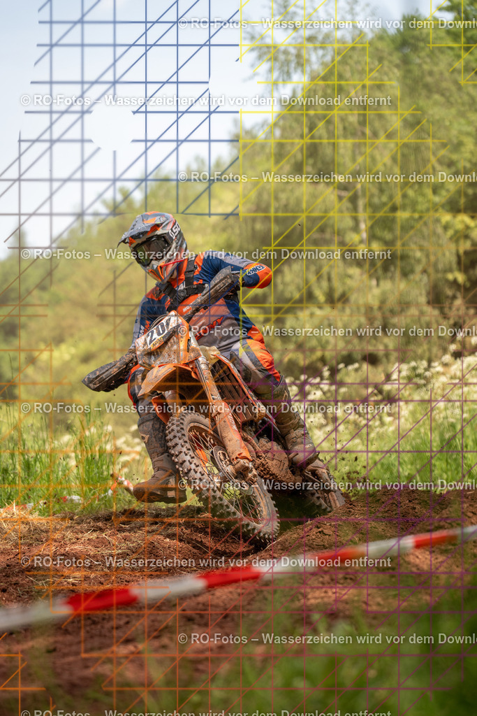 Wolfshausen 5 Lauf -446 | Sportfotografie von RO-Fotos: Motorsport, Motocross, Enduro, Laufveranstaltungen und Triathlon. Professionelle Fotos von Sportlern und Events. - Realisiert mit Pictrs.com