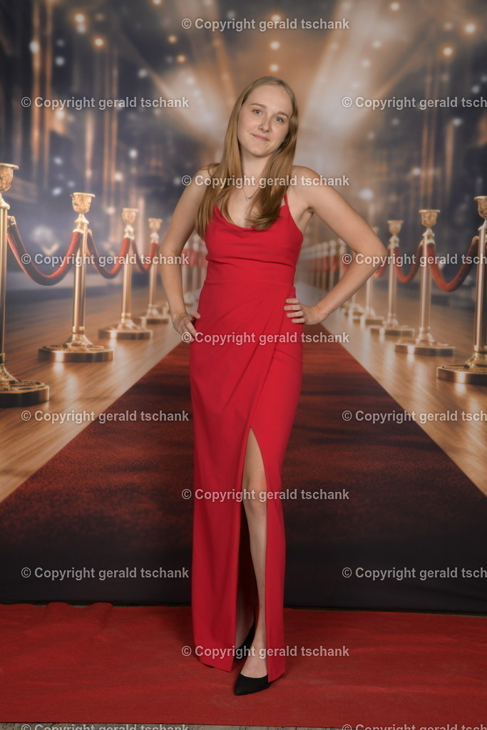 MT1_5184 | Wählen Sie hier bitte Ihr bestes Foto aus, mit diesem Bild wird Ihr Set produziert. Sollten Sie kein Bild wählen oder mehrere suchen wir das Beste aus!