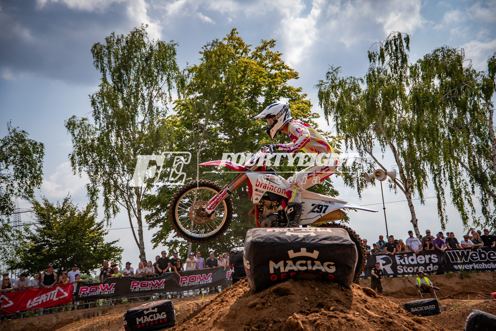 DSC08170 | fourtyeightmedia - Realisiert mit Pictrs.com