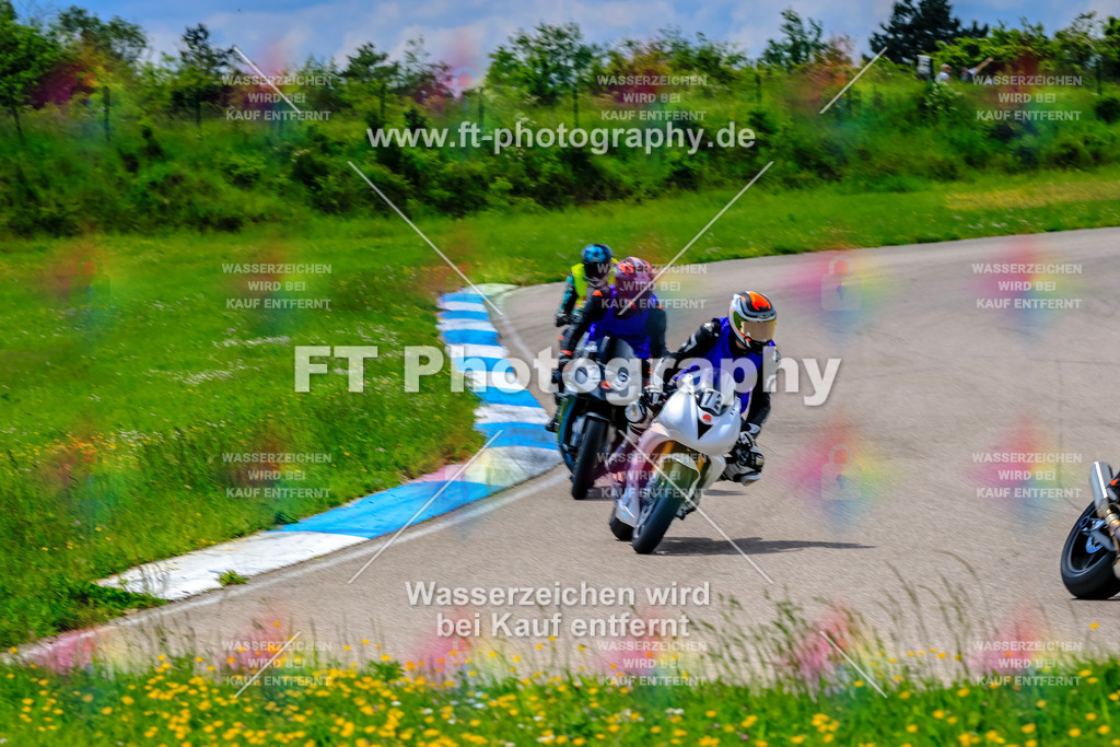 MotoTeam-0006 | Hier findet Ihr Bilder von Touristenfahrten auf der Nürburgring Nordschleife oder von anderen Veranstaltungen die ich besucht habe. Viel Spass beim Durch Schauen 