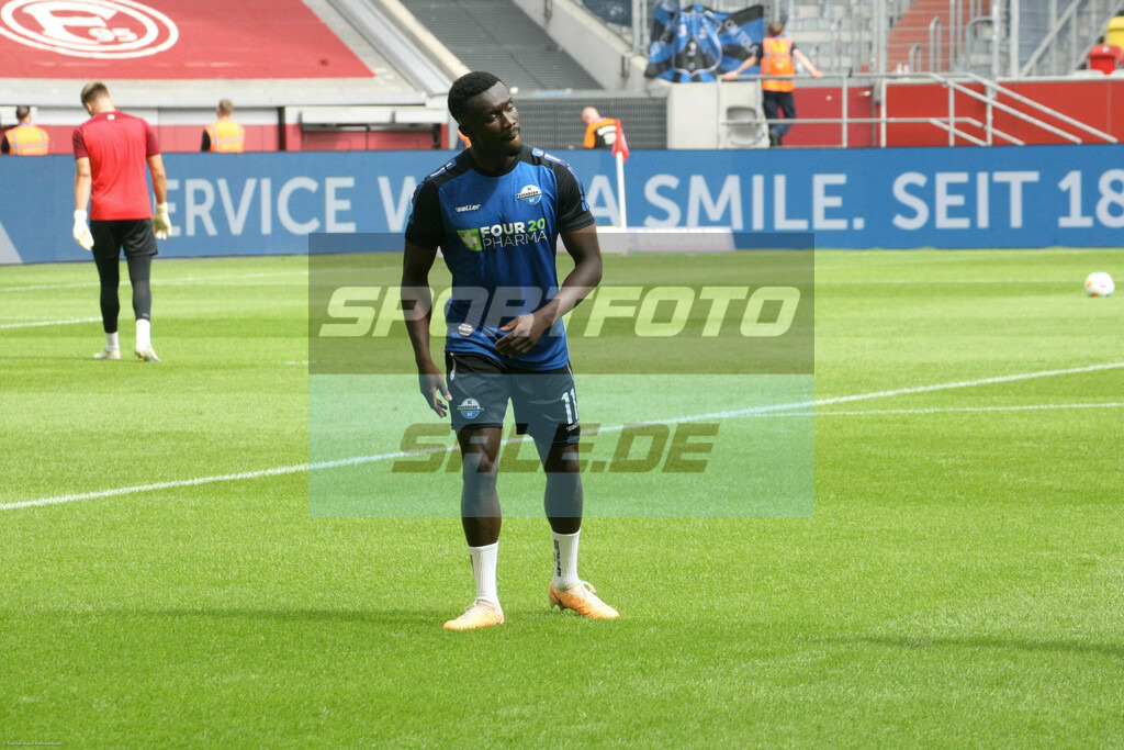 Fortuna Düsseldorf - SC Paderborn | Sirlord Conteh - © Sportfoto-Sale (MK) - Realisiert mit Pictrs.com