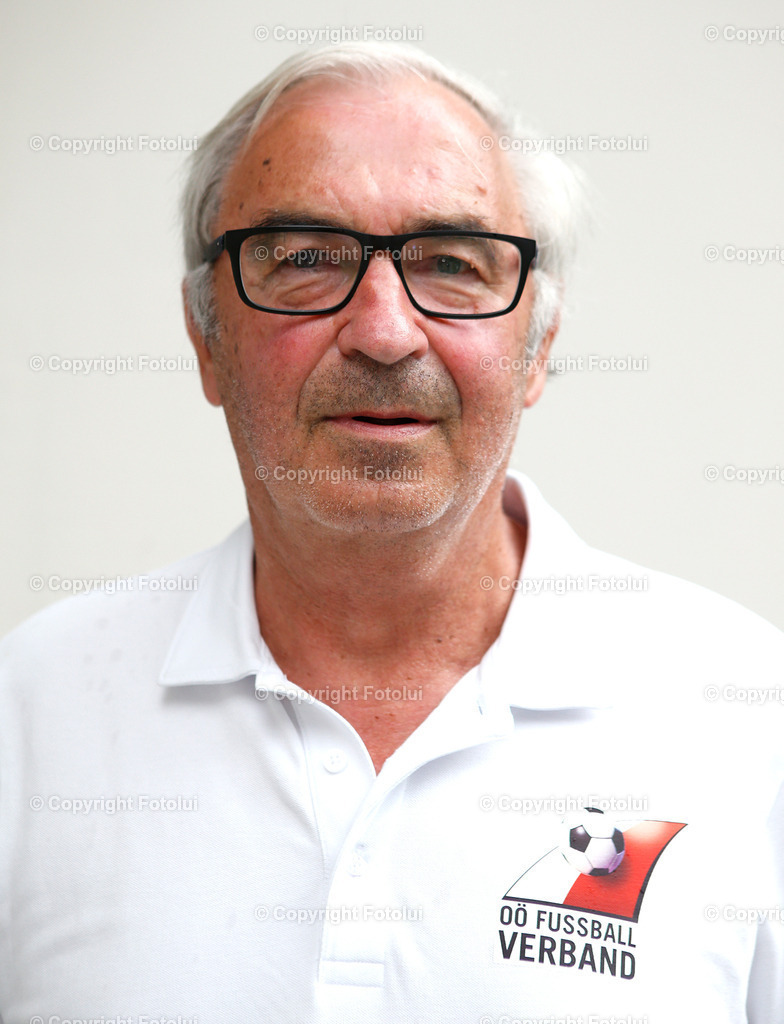 GRUPPENOBMAENNER_12 | bilder, linz, photo, foto, fussball, sport, fotolui, bundesliga