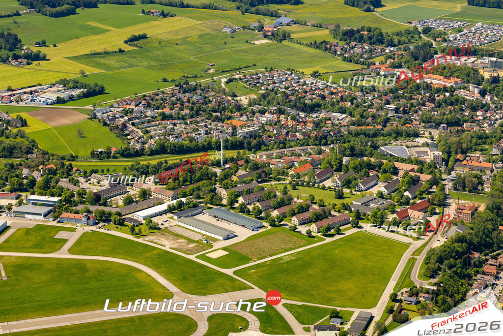 Das Luftbild zeigt :  Kaufbeuren - Die Luftaufnahme wurde 2024 vom UL-Flugzeug aus erstellt ( keine Drohne ) - Hochauflösende Luftaufnahme - Für grossformatige Ausdrucke geeignet. Die Geschenkidee !Mit Lizenz und Bildrechte bestellbar