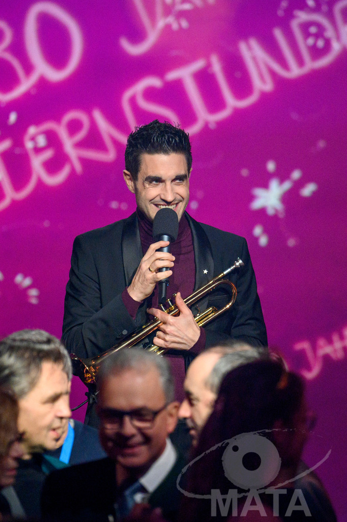 _DWA1359 | Dominik Glöbl bei '30 Jahre Sternstunden-Gala 2023' in der Frankenhalle. Nürnberg, 15.12.2023 - Realisiert mit Pictrs.com