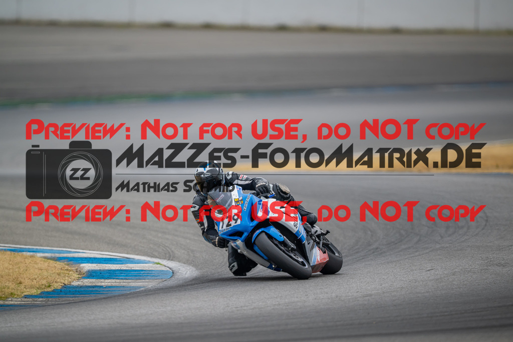 MaZZes-Fotomatrix-20260809-579751 | R1