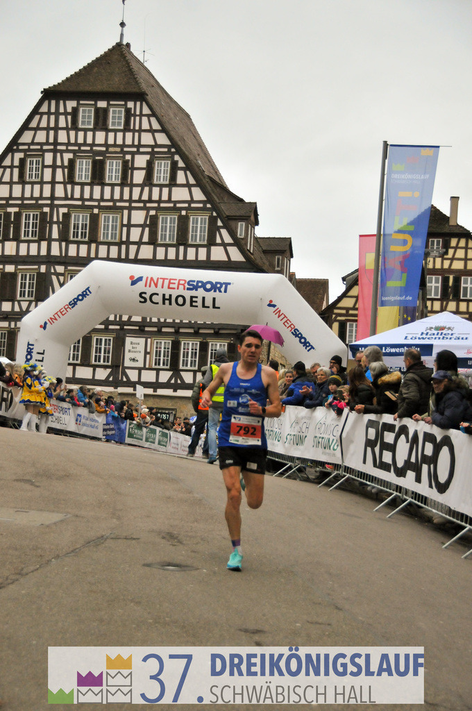 VR Bank Hauptlauf 10000m | 3 Koenigslauf 2023 - Realisiert mit Pictrs.com