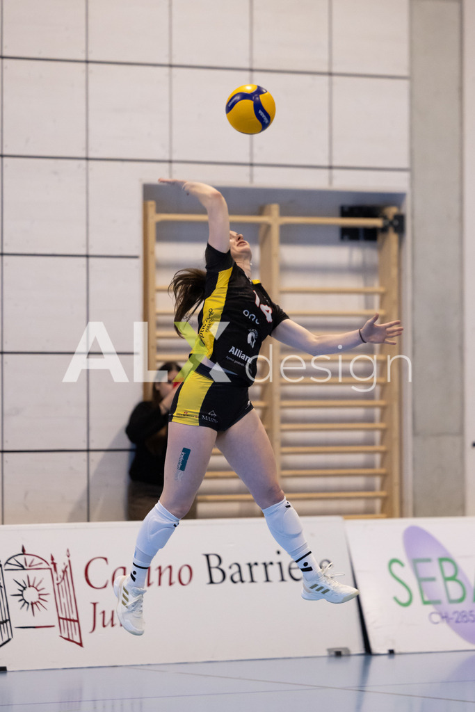 Volleyball I Frauen I Saison 2025-2026 I Volleyball NLA | Women I 1/4 Finals I  BIWI VFM - VC Kanti Schaffhausen I 01.03.2026 | 14 Carine Tschanz (CH) (BIWI VFM) – Diagonalangriff - Realisiert mit Pictrs.com