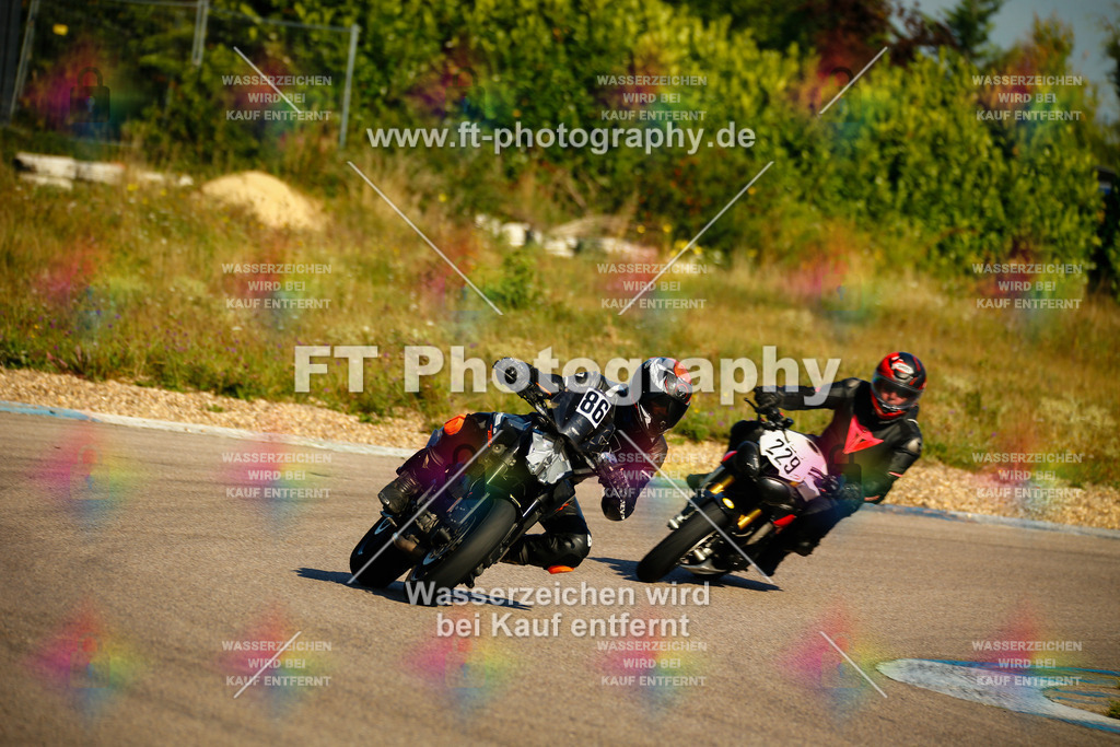 _MOT8301 | Hier findet Ihr Bilder von Touristenfahrten auf der Nürburgring Nordschleife oder von anderen Veranstaltungen die ich besucht habe. Viel Spass beim Durch Schauen 