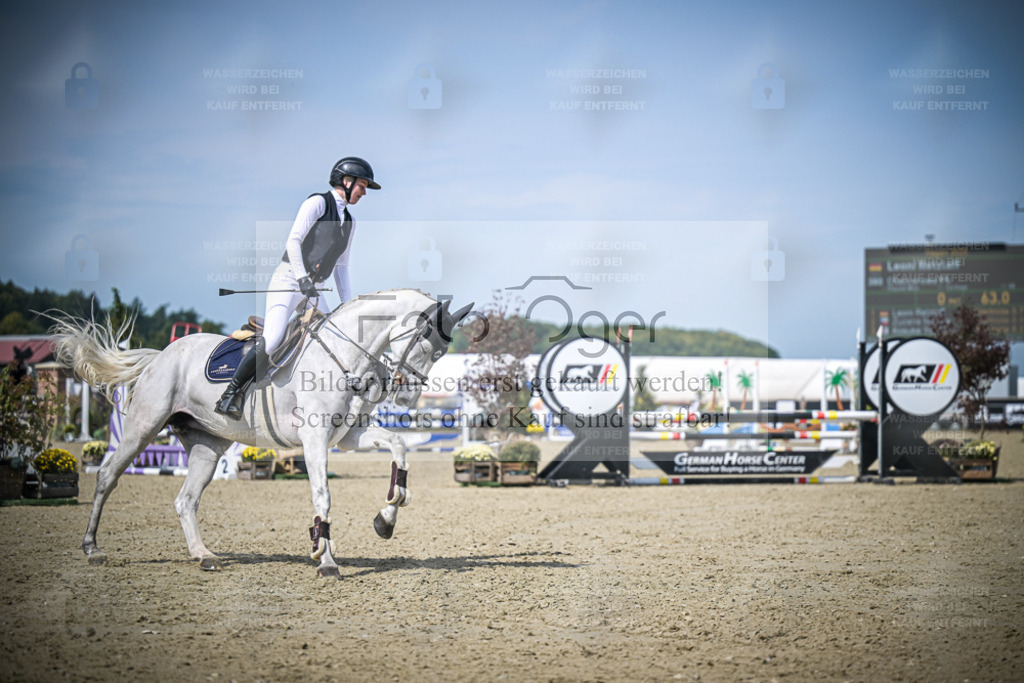 DOS_3733 | Entdecke hochwertige Reitturnierfotos von Foto Oger. Professionell, emotional und authentisch – jetzt Lieblingsmomente im Shop bestellen. - Realisiert mit Pictrs.com
