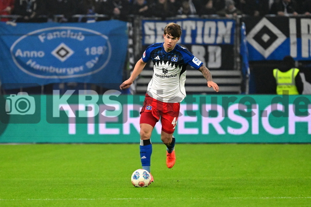 KBS Picture_HSV-Frankfurt_031 | Vuskovic Luka (HSV) ,Sportplatz :  Volksparkstadion, - Realisiert mit Pictrs.com