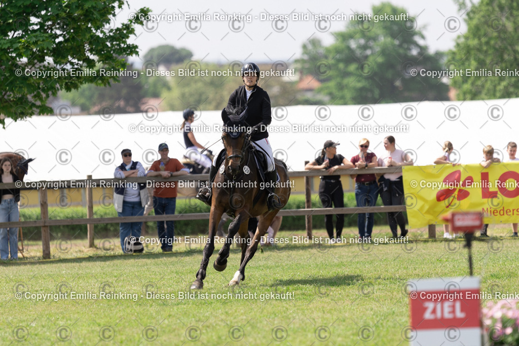 CL5A2656 | Emilia Reinking Fotografie - Realisiert mit Pictrs.com