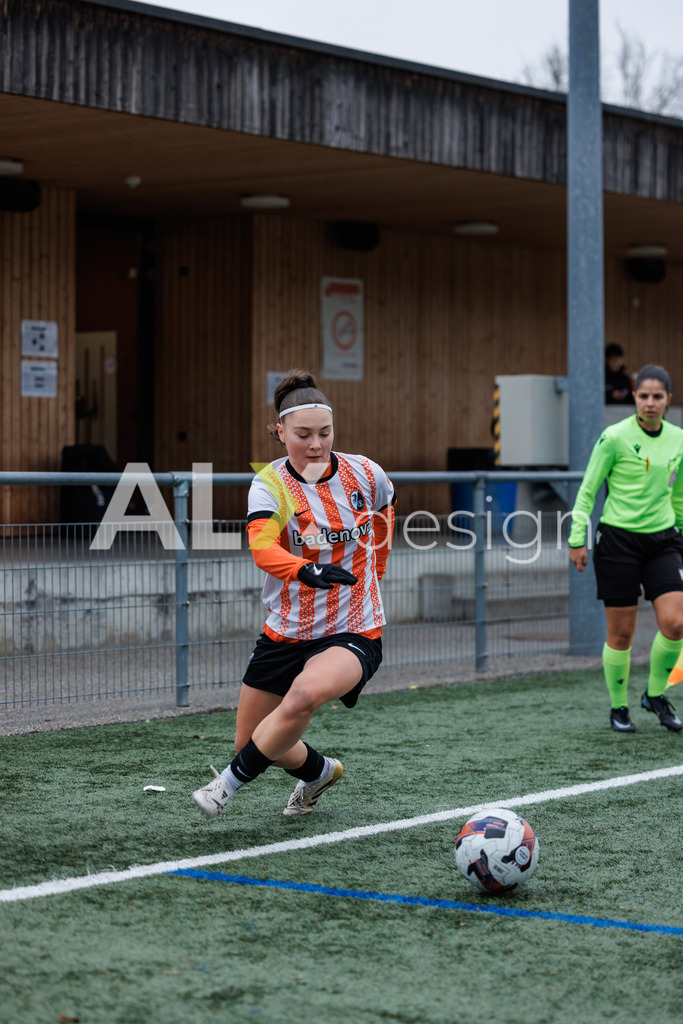 Fußball I Frauen I Saison 2025-2026 I Freundschaftsspiel I FC Aarau Frauen - SC Freiburg U20 I 24.01.2026 | 28 Laureen Scharfenberg (SC Freiburg U20) – Sturm - Realisiert mit Pictrs.com