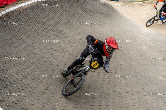BayBMX2026-05080 | Fotogalerie von Thomas Dettweiler mit Eventbildern und lizenzfreien Fotos. Perfekt als Wandbild, für Büro, Website oder private Nutzung. - Realisiert mit Pictrs.com