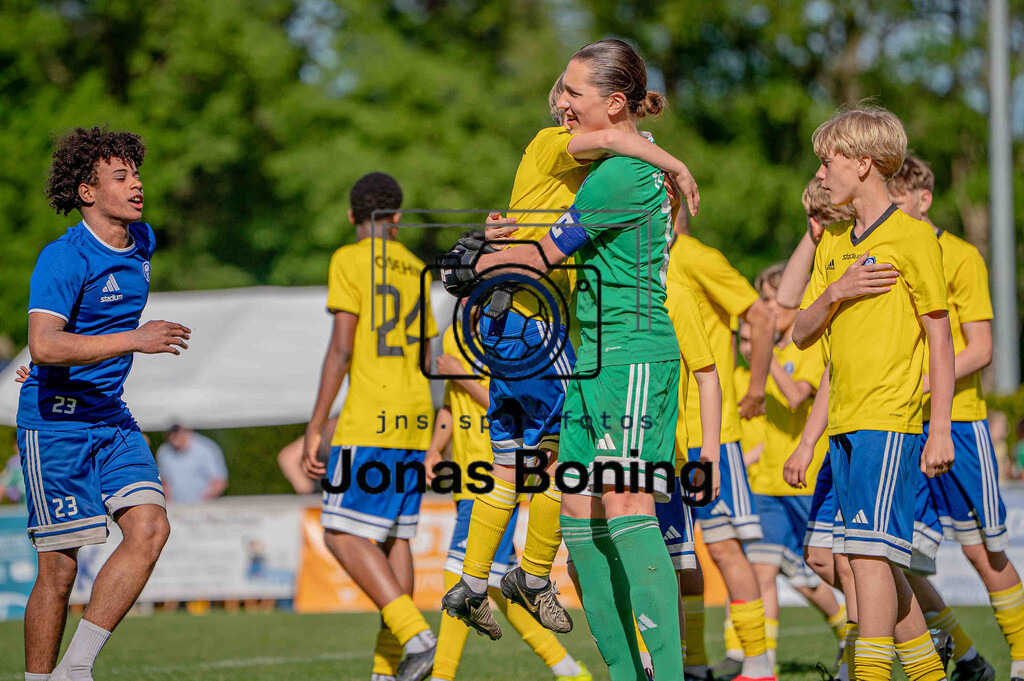 Fußball I C-Junioren I Saison 2025-2026 I Pfingsturnier Langförden I 16288 | jns.sportfotos - Realisiert mit Pictrs.com
