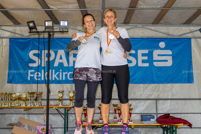 7. Int. Kärnten Marathon 2024 -  Siegerehrung | Bildershop von pixelworld.at - Realisiert mit Pictrs.com