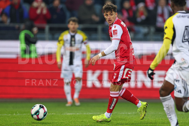 Austrian Bundesliga: Grazer AK 1902 vs LASK | GRAZ, AUSTRIA, 13.DEC.25 - SOCCER - ADMIRAL Bundesliga, Grazer AK 1902 vs LASK. The image shows Christian Lichtenberger (GAK).