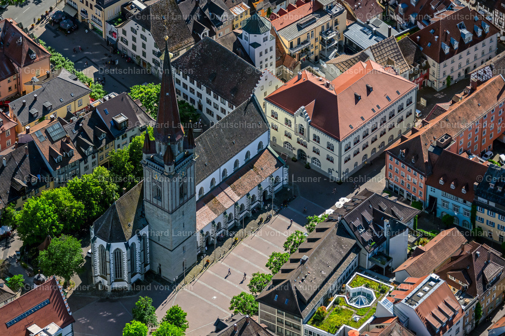 4032367 | RADOLFZELL AM BODENSEE 12.06.2020 Kirchengebäude des Münster Unserer lieben Frau in Radolfzell am Bodensee im Bundesland Baden-Württemberg, Deutschland. // Church building of the cathedral of Unserer lieben Frau in Radolfzell am Bodensee in the state Baden-Wuerttemberg, Germany. Foto: Gerhard Launer