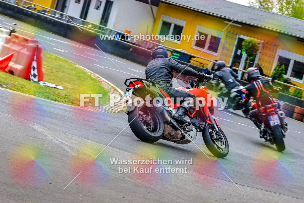 _OTO3083 | Hier findet Ihr Bilder von Touristenfahrten auf der Nürburgring Nordschleife oder von anderen Veranstaltungen die ich besucht habe. Viel Spass beim Durch Schauen 