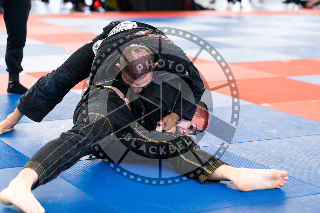 20250510PBB1831 | Athletes compete during the JJLG Berlin Open Jiu-Jitsu Championship on May 10, 2025 in Berlin, Germany. © Chiara Dazi / photoblackbelt