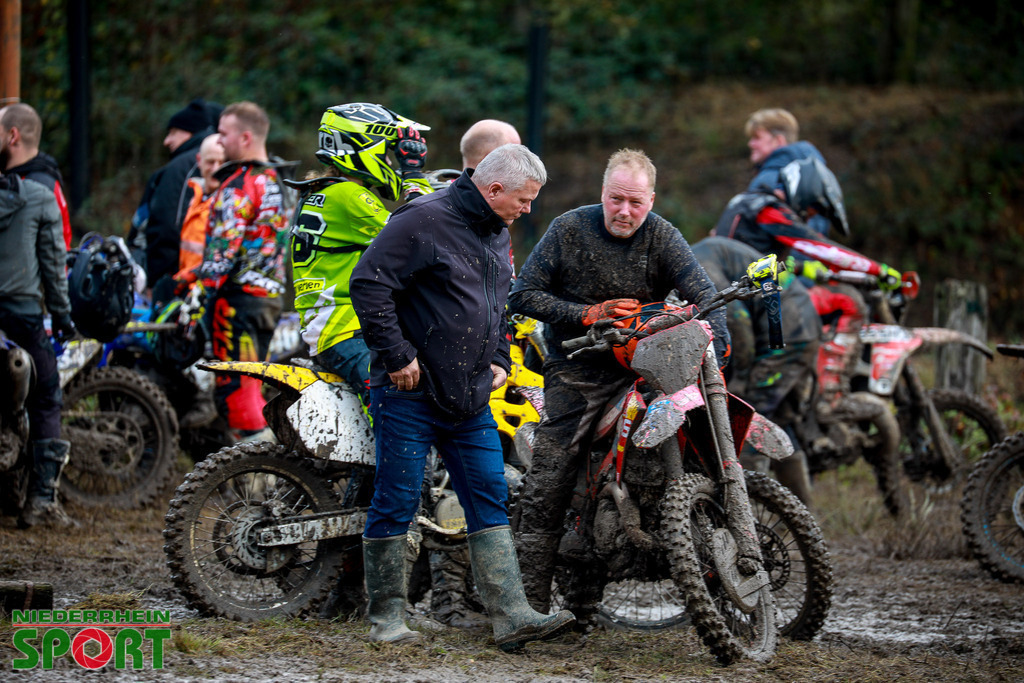 OpenTrack2024_Samstag_125 | Bildergalerie von Sport-Ereignissen aber auch von weiteren spannenden Dingen - nicht nur vom Niederrhein. In Anlehnung an den bekannten Spruch von Hanns Dieter Hüsch heißt das Motto: "Niederrhein ist überall".  - Realisiert mit Pictrs.com