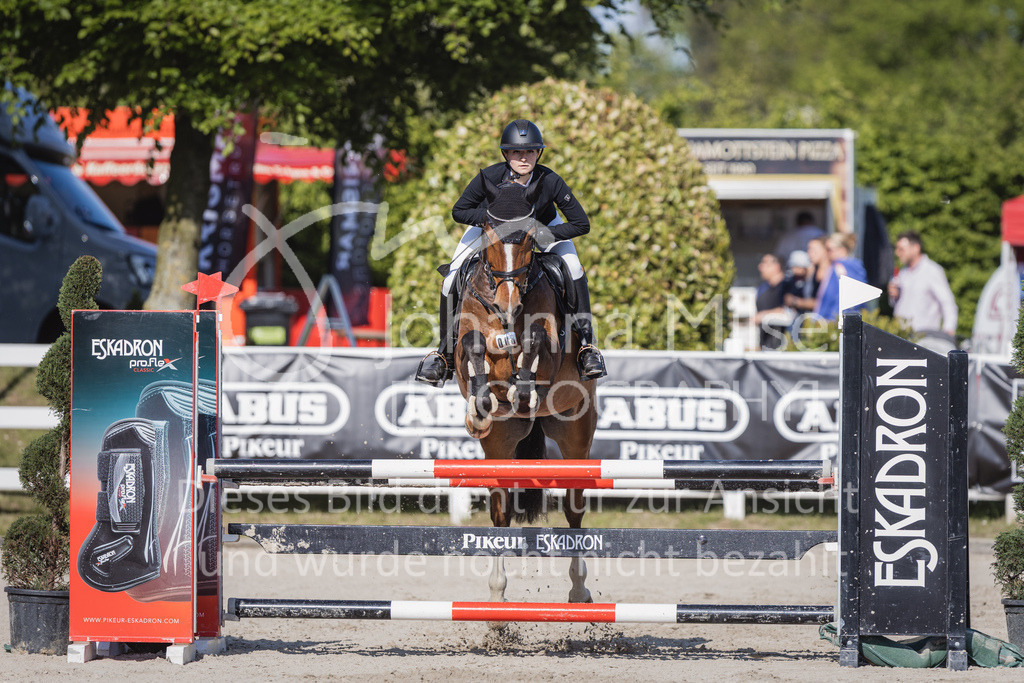 230518_MayDays_Stil-A2-421 | Deine schönsten Turniermomente als professionelle Fotos! Entdecke hochwertige Pferdesport-Fotografie im Online-Shop. Jetzt Fotos finden & bestellen!