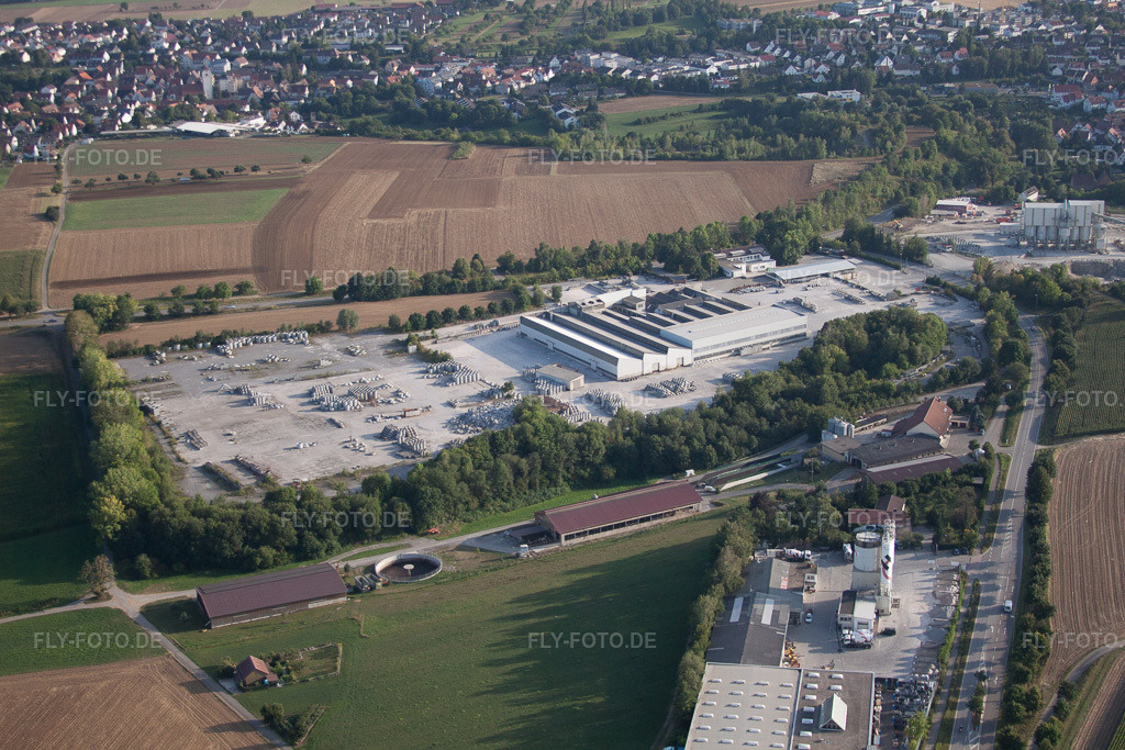 Luftbild: Sindelfingen-Darmsheim, Mühlackerstraße , Fa. Kömpf im Ortsteil Darmsheim in Sindelfingen im Bundesland Baden-Württemberg in Deutschland. Foto: IMG_52516.jpg vom 23.08.2012 durch Werner Riehm/FLY-FOTO.de