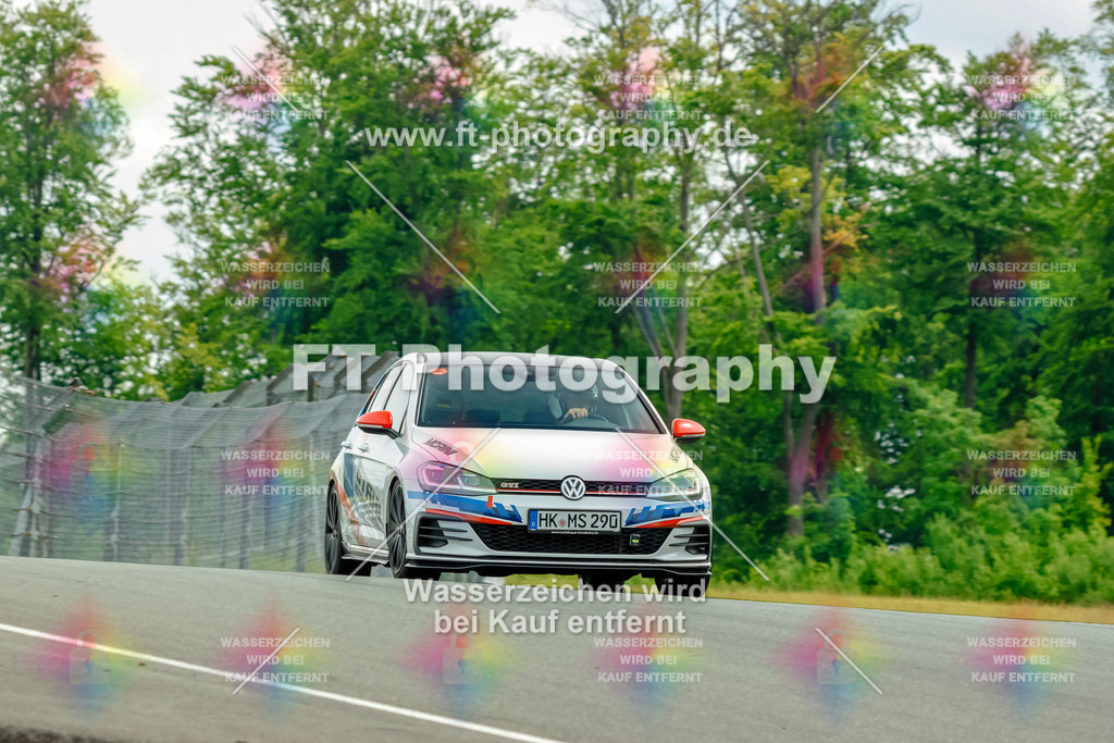 _GTS5876 | Hier findet Ihr Bilder von Touristenfahrten auf der Nürburgring Nordschleife oder von anderen Veranstaltungen die ich besucht habe. Viel Spass beim Durch Schauen 