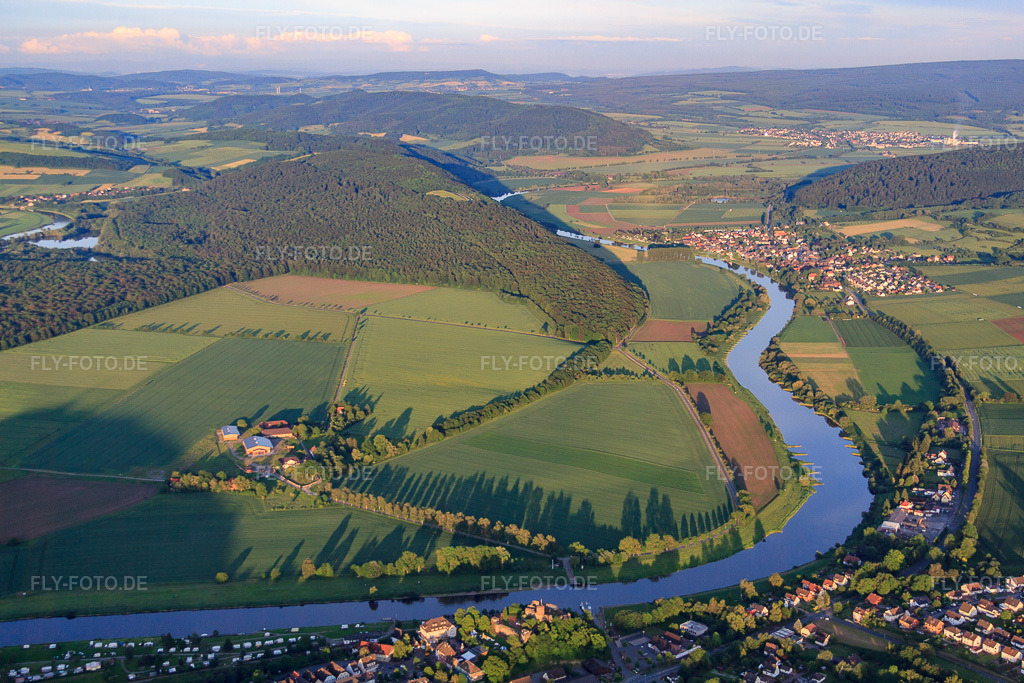 Luftbild: Heidbrink in Polle im Bundesland Niedersachsen in Deutschland. – Foto: IMG_65096.jpg vom 23.05.2014 durch Werner Riehm/FLY-FOTO.de – Auflösung des Originals: 4752 x 3168 px