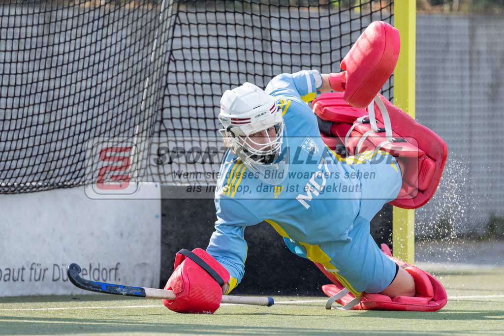 HK_20220903_109691 | 1. Bundesliga Herren Düsseldorfer HC - Mannheimer HC am 3.9.2022 DHC Düsseldorf, Düsseldorf , Zickler Anton Torwart ( Düsseldorfer HC #32 )