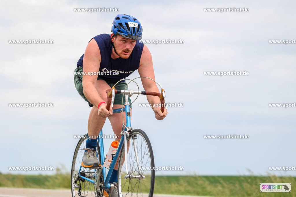 BR8A4154 | Stadttriathlon Erding 2025. #yourpictrs #sportshot_your_pictrs @Sportshotphotography #stadttriathlonerding Copyright: www.sportshot.de