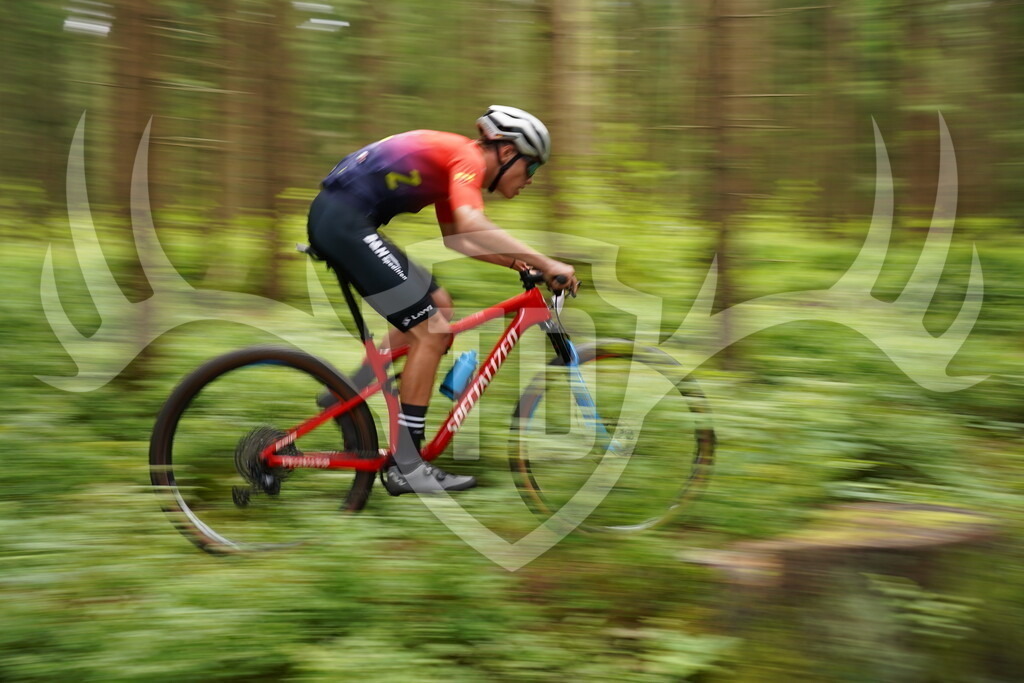 DSC05013 | Fotogalerie der Treibjagd im Dunkelwald - Dein MTB Etappenrennen im Erzgebirge - Realisiert mit Pictrs.com