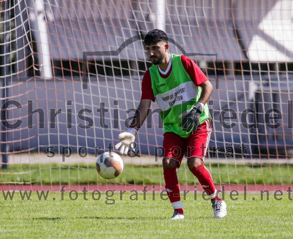 2023-09-02_057_SG_Markt_Schwaben_II_gegen_SV_Internationale_Taufkirchen_II | Markt Schwaben, Deutschland, 02.09.2023:
Fußball, C-Klasse 2023 / 2024, 3. Spieltag, (SG) Markt Schwaben II gegen SV Internationale Taufkirchen II, Endergebnis: 6:2

Torwart Sinan Aksoy (SV Internationale Taufkirchen, #24)

Foto: Christian Riedel / fotografie-riedel.net