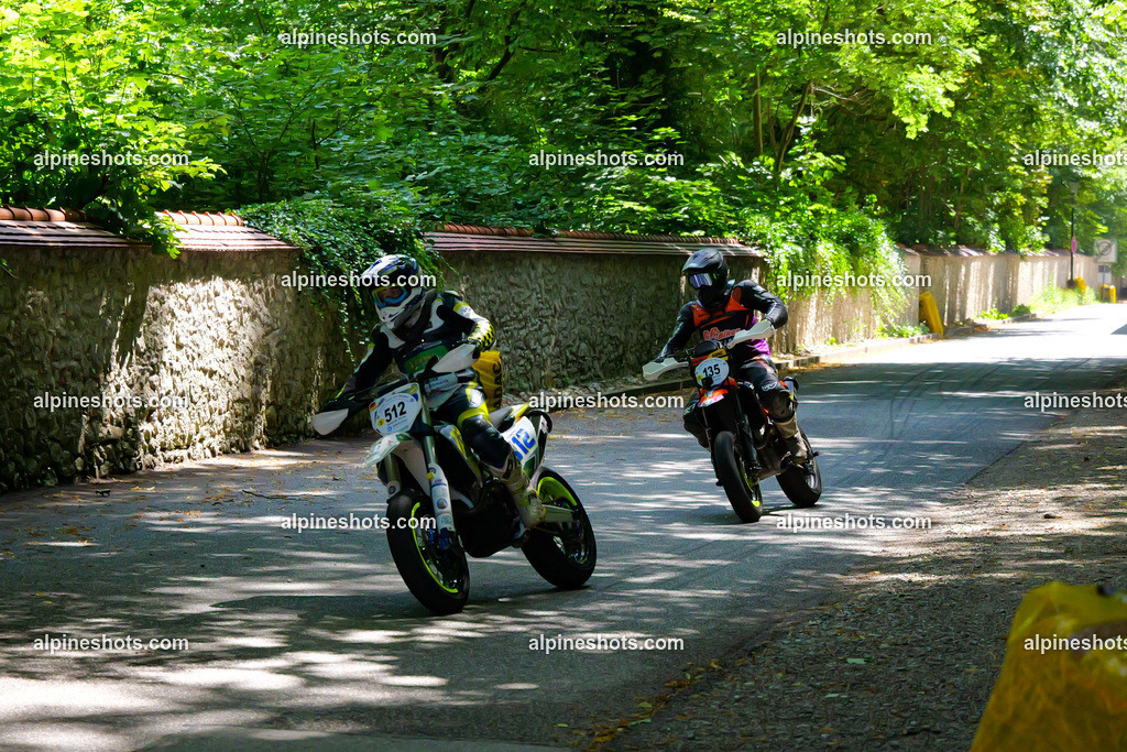 P1036741 | Erleben Sie atemberaubende, hochqualitative Fotos Ihrer Fahrt entlang der malerischen Alpenstraßen. Besuchen Sie alpineshots.com, um professionelle Aufnahmen Ihrer unvergesslichen Reise zu finden und zu kaufen - Realisiert mit Pictrs.com