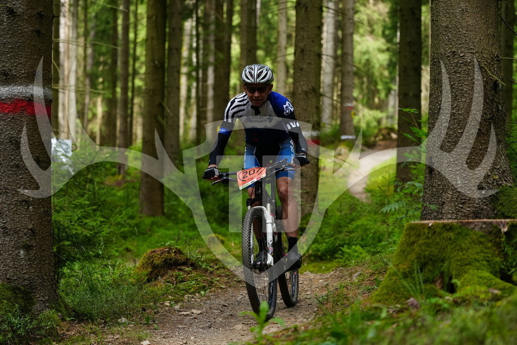 FC100513 | Fotogalerie der Treibjagd im Dunkelwald - Dein MTB Etappenrennen im Erzgebirge - Realisiert mit Pictrs.com
