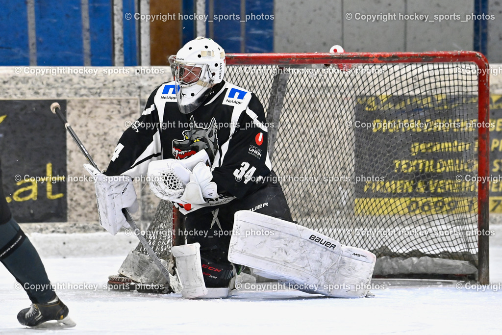 EC Tigers Paternion vs. Tarco Wölfe II | #34 Schleinzer Manuel Tarco Wölfe II, EC Tigers Paternion vs. Tarco Wölfe II, EC Tigers Paternion vs. Tarco Wölfe II am 19.12.2024 in Spittal an der Drau (Eissportzentrum Spittal), Austria, (Photo by Bernd Stefan)