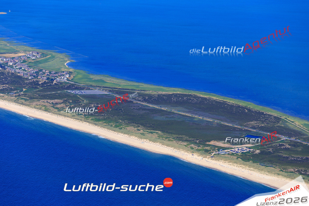 Die Luftbildaufnahme Weststrand - Sylt wurde 2018 mittels Flugzeug (keine Drohne) erstellt. Perfekte Schärfe und Druck- Auflösung- Garantiert!