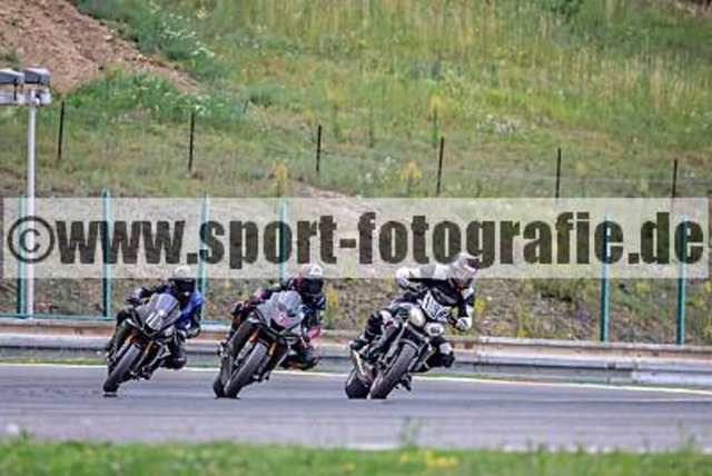 spof0085 | Professionelle Fotos von Sportveranstaltungen, aber auch Hochzeiten und anderen Events. - Realisiert mit Pictrs.com