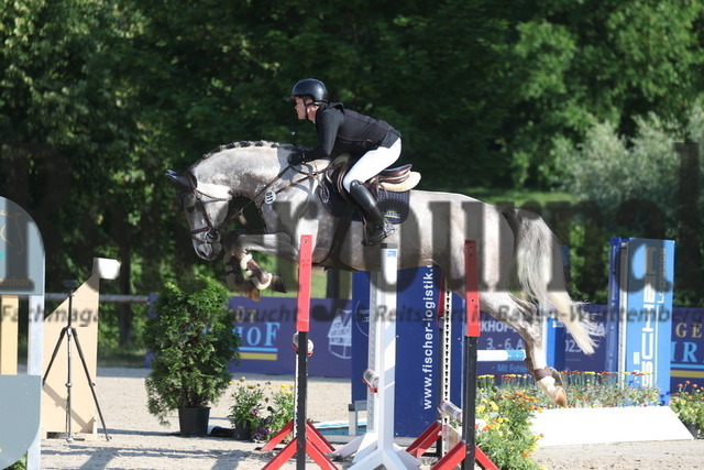 Weilheim_2023_Prfg.Nr.09_Qualifikation_PSA-Tour_Lisa Zoller Arezzo Man (5) | Alle Fotos der Reiterjournal Fotografin Doris Matthaes im Reiterjournal Online-Fotoshop. - Realisiert mit Pictrs.com