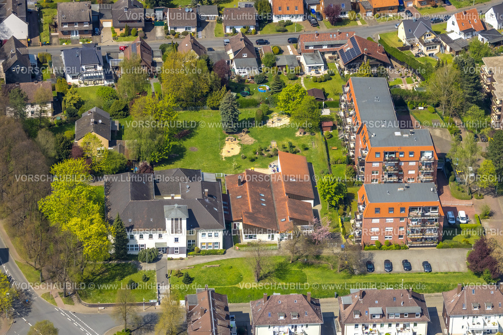 Herne230403252Ost | Luftbild, Lutherkirche - evang. Petrus-Kirchengemeinde, Luther Kindergarten, Herne-Süd, Herne, Ruhrgebiet, Nordrhein-Westfalen, Deutschland