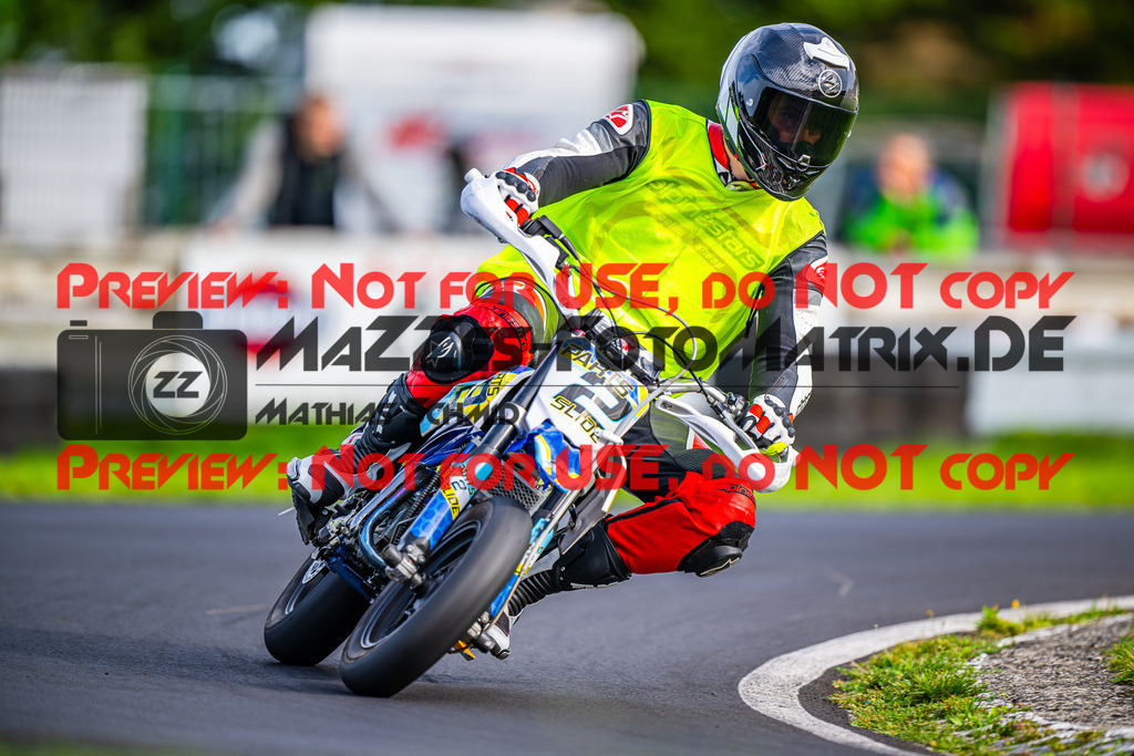 MaZZes_FotoMatrix_230920_9090 | Fotograf Mathias Schmid
Sportfotograf,
Eventfotograf,
Hochzeitsfotograf,
Portraitfotograf