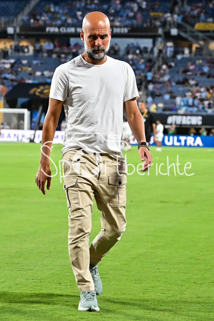 Manchester City - Al-Hilal SFC | im Bild Pep GUARDIOLA Trainer Manchester City / Einzelfoto / Freisteller / FIFA Club World Cup: Manchester City - Al-Hilal SFC, Camping World Stadium am 30.06.2025 / NOT FOR SALE IN USA