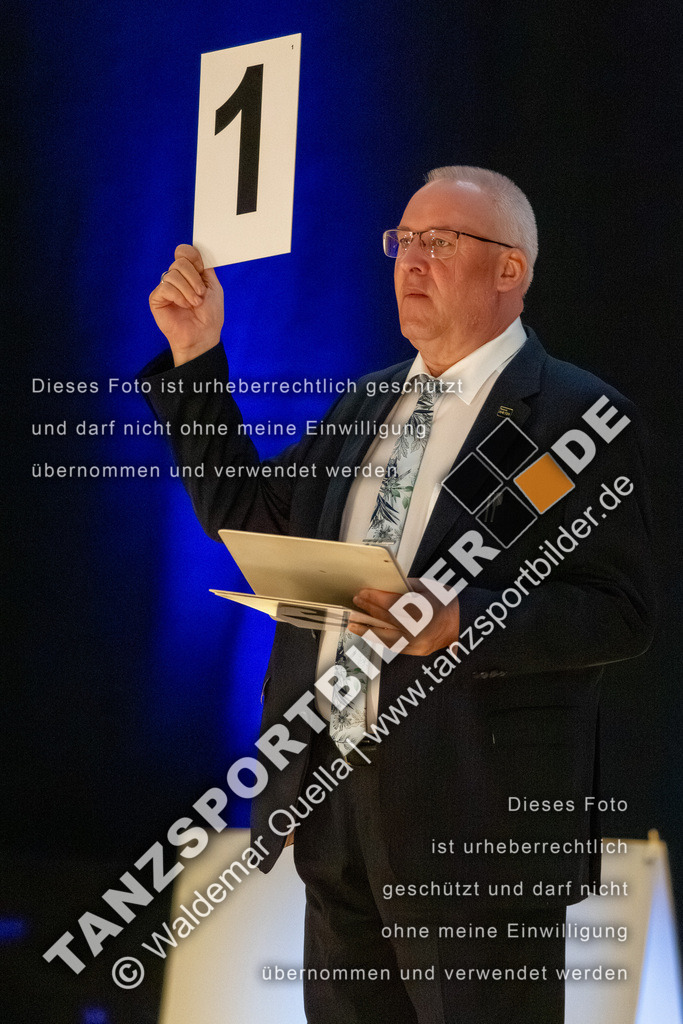 20260322-11902 | Hier finden Sie Tanz Bilder vom Latein und Standard Formationen tanzen. Sportbilder vom Tanzsport. Schöne Fotos und von Weltmeisterschaft, Europameisterschaft, Bundesliga, Regionalliga, Oberliga und Landesliga sowie von GOC Stuttgart, DanceComp, WM Bremen