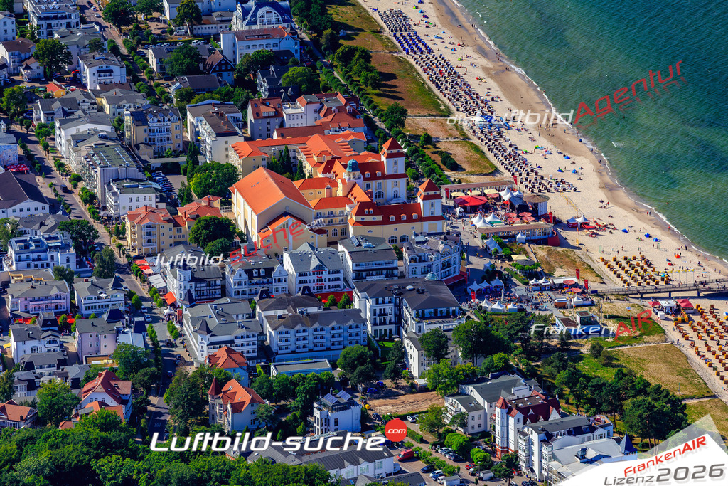 Die Luftbildaufnahme Ostseebad - Binz wurde 2018 mittels Flugzeug (keine Drohne) erstellt. Perfekte Schärfe und Druck- Auflösung- Garantiert!