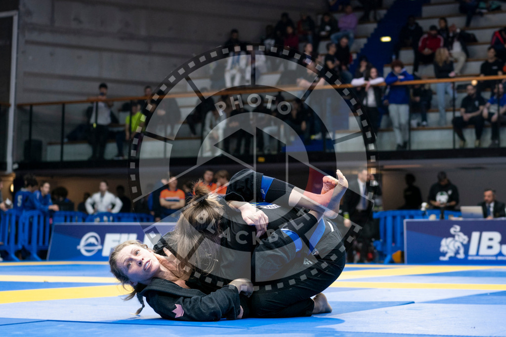 20240121PBB6871 | Fighters compete during the second day of the IBJJF European Championship in Paris, France, on January 21, 2024.