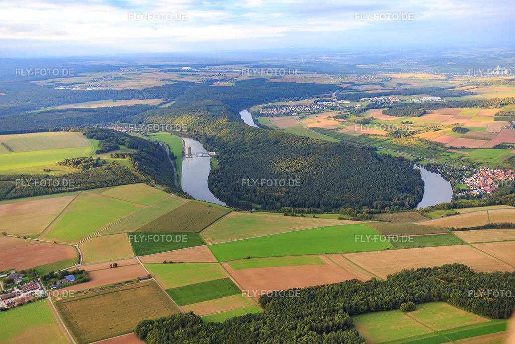 Mainschleife | Luftbild: Mainschleife im Ortsteil Urphar in Wertheim im Bundesland Baden-Württemberg in Deutschland. Foto: IMG_073618.jpg vom 26.09.2014 durch Werner Riehm/FLY-FOTO.de - Realisiert mit Pictrs.com