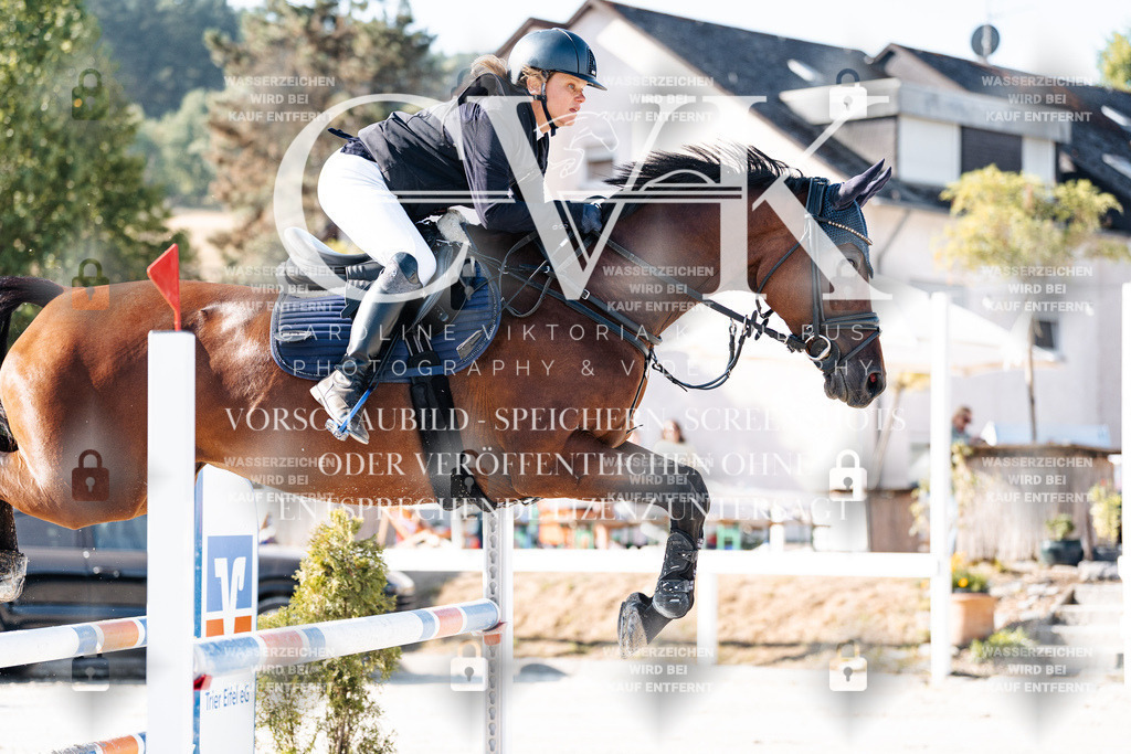 CK904225 | Turnierfotografie Pferdefotografie Trier Rheinland-Pfalz Pferdesport Reitsport Tierfotografie Sportfotografie Pferdevideo Pferdevideografie Equestrianvideography equestrianphotography  - Realisiert mit Pictrs.com